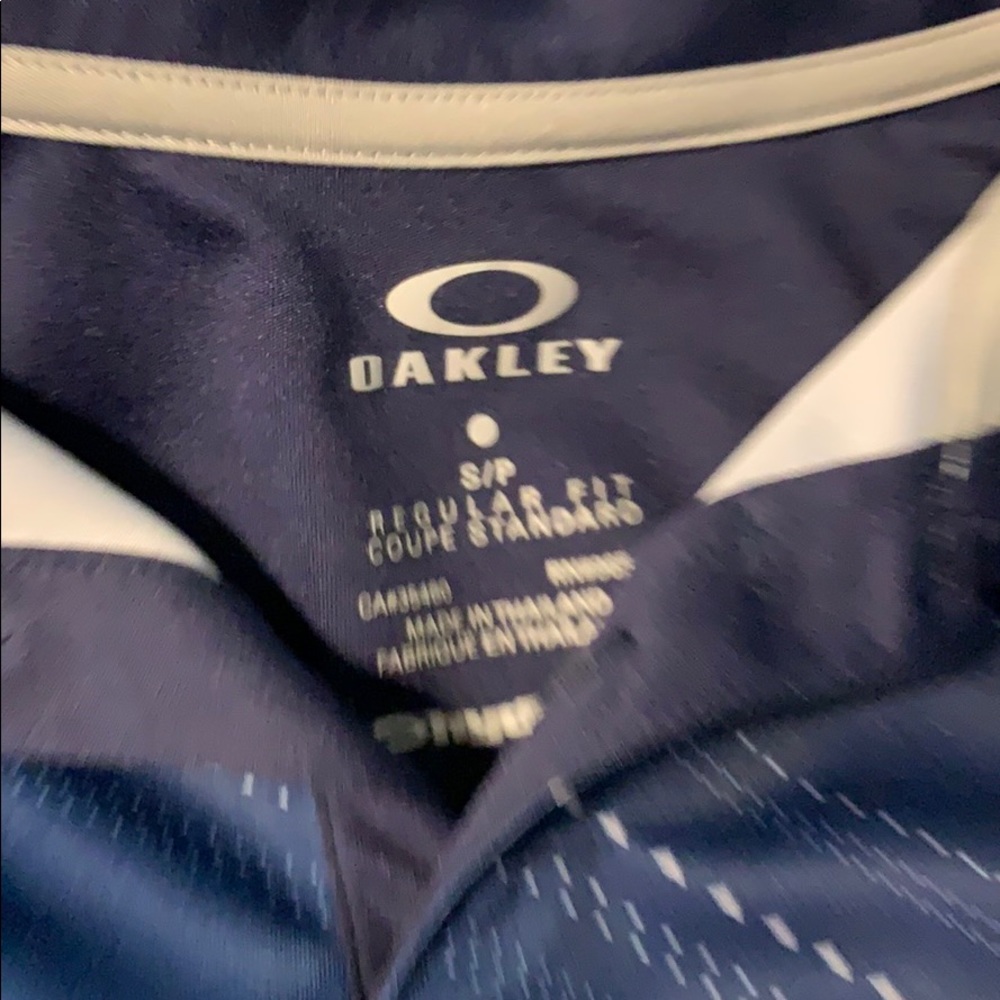 Brand new without tags Oakley polo - Picture 2 of 2